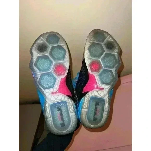 Sold - Picture 8 of 12